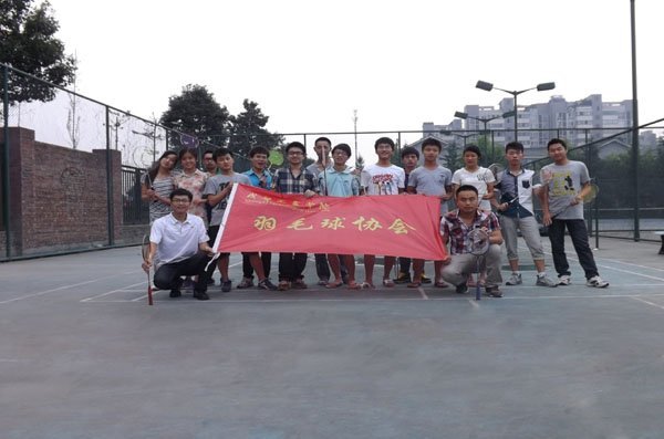 羽毛球1.jpg