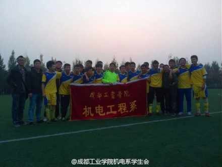 e0b4603djw1eapc0y5qnqj20np0hsaak.jpg